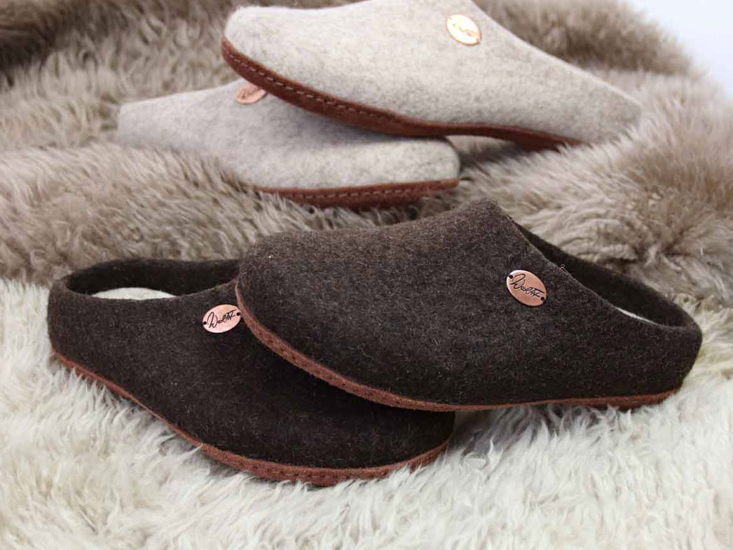 WoolFit® handgefilzte Pantoffeln Classic, braun WoolFit® handgefilzte Pantoffeln Classic, braun